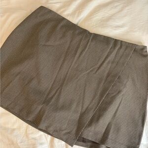 Abercrombie & Fitch plaid skort